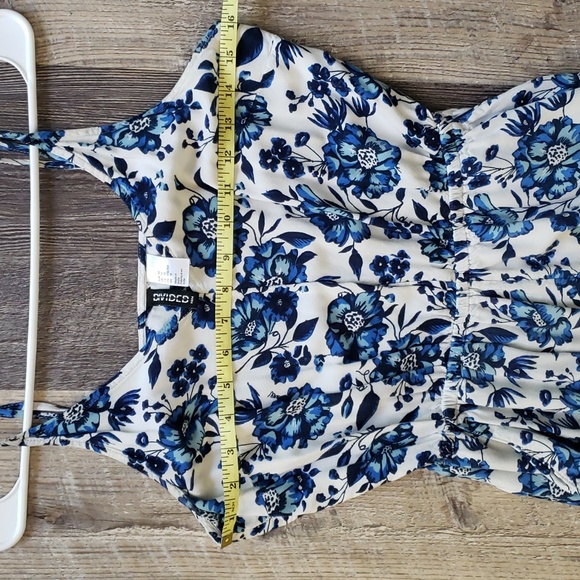 Floral Playsuit, Jumpsuit, Romper Shorts with Adjustable Straps size Women's 10 - Picture 10 of 11